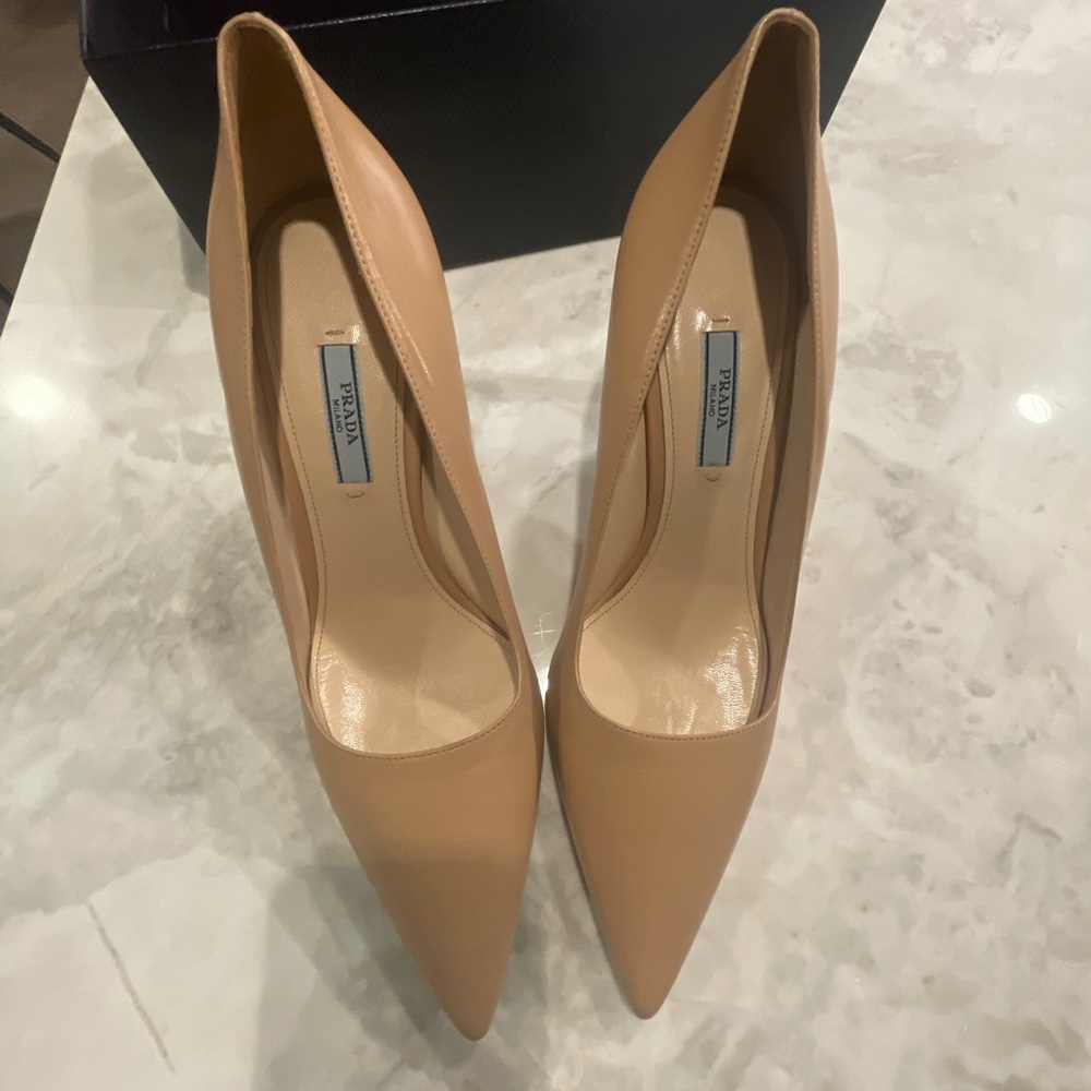 Prada Heel/Pump